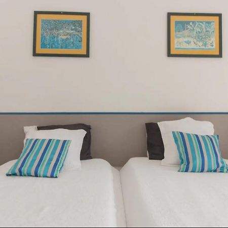Un Pied-A-Terre Face A La Marina Διαμέρισμα Le Marin Εξωτερικό φωτογραφία