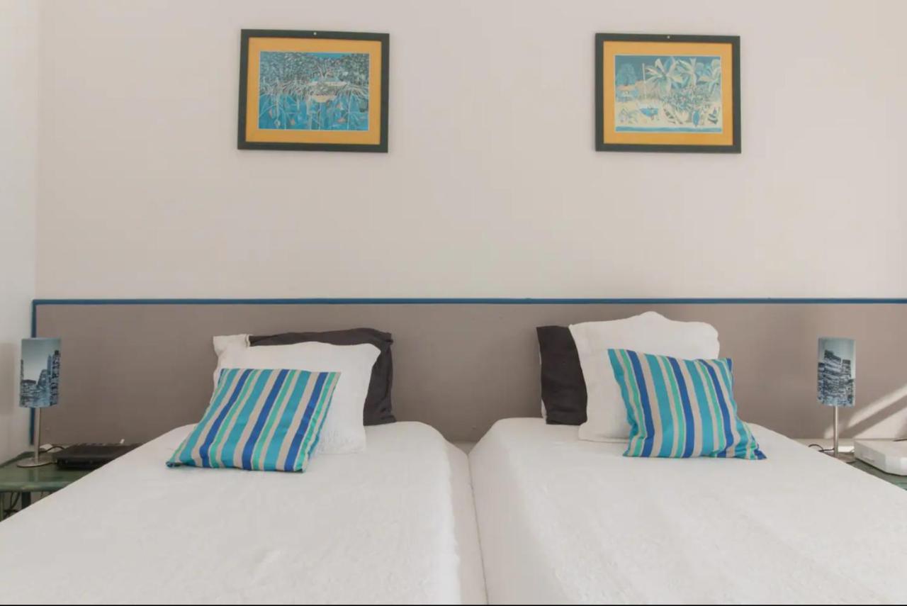 Un Pied-A-Terre Face A La Marina Διαμέρισμα Le Marin Εξωτερικό φωτογραφία