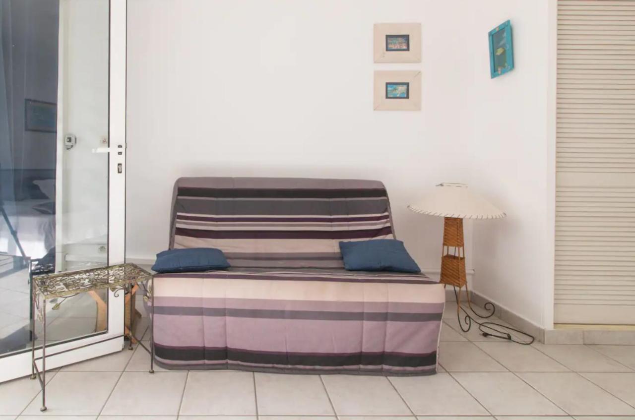 Un Pied-A-Terre Face A La Marina Διαμέρισμα Le Marin Εξωτερικό φωτογραφία