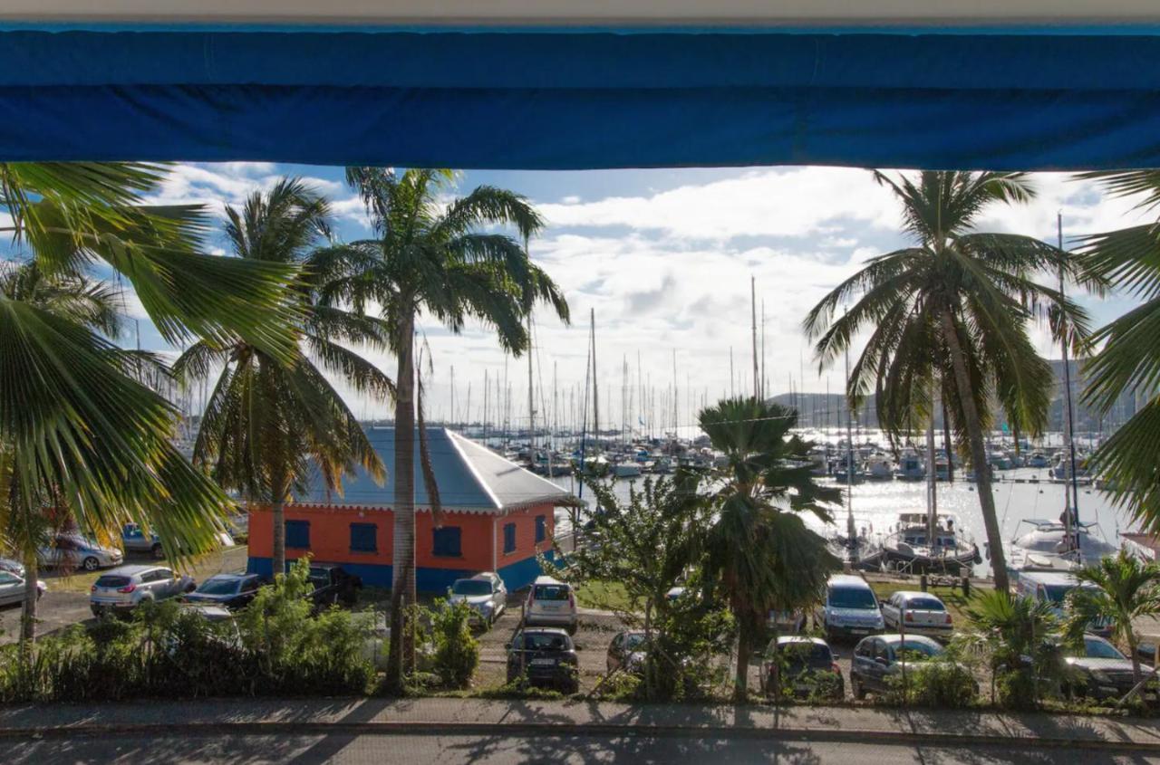 Un Pied-A-Terre Face A La Marina Διαμέρισμα Le Marin Εξωτερικό φωτογραφία